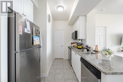 1701 - 339 Rathburn Drive W, Mississauga, ON - Indoor Photo Showing Kitchen With Stainless Steel Kitchen With Double Sink With Upgraded Kitchen