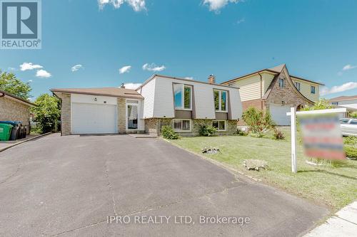 3755 Brandon Gate Drive, Mississauga, ON - Outdoor