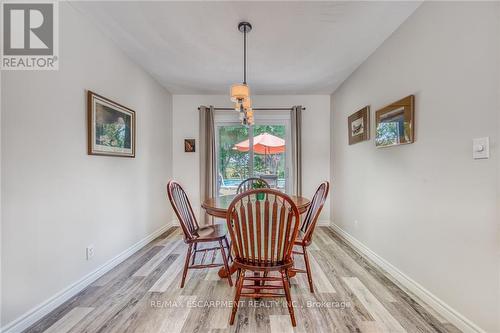 8 Hampton Court, Norfolk (Port Dover), ON - Indoor Photo Showing Dining Room