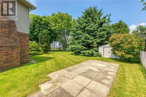 8 Hampton Court, Norfolk (Port Dover), ON - Outdoor