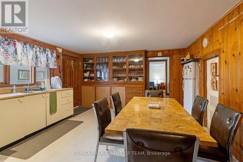 312 Ridgeway Road, Fort Erie, ON - Indoor Photo Showing Dining Room