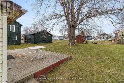 312 Ridgeway Road, Fort Erie, ON - Outdoor