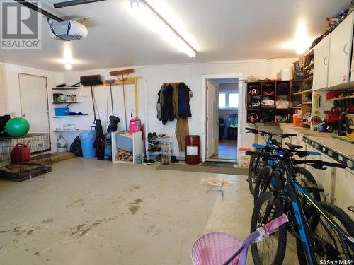 77 Patricia Drive, Coronach, SK - Indoor Photo Showing Garage