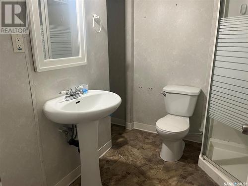 614 St Mary Street, Esterhazy, SK - Indoor Photo Showing Bathroom