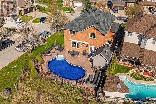 25 Richdale Drive, Hamilton, ON - Outdoor With In Ground Pool With Deck Patio Veranda