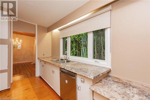 672 Vimy Street, North Bay, ON - Indoor Photo Showing Kitchen With Double Sink