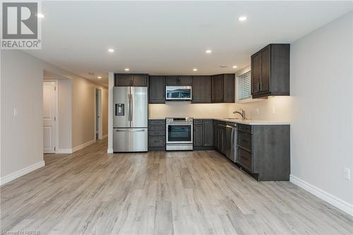 352 Mckenzie Avenue, North Bay, ON - Indoor Photo Showing Kitchen With Upgraded Kitchen