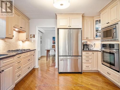 93 Wright Street, Richmond Hill, ON - Indoor Photo Showing Kitchen With Stainless Steel Kitchen With Upgraded Kitchen