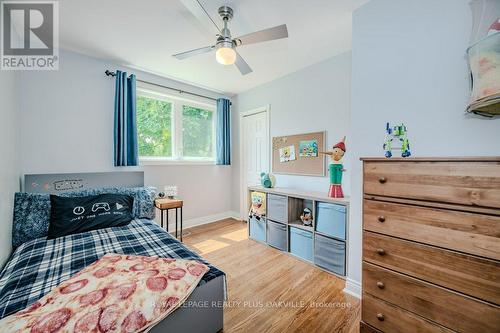 5293 Spruce Avenue, Burlington, ON - Indoor Photo Showing Bedroom