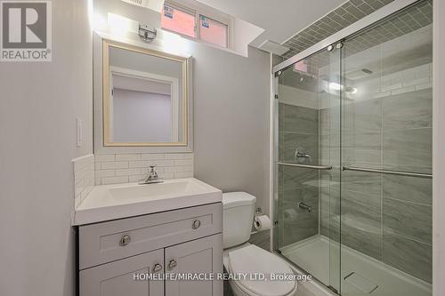 80 Newington Crescent, Brampton, ON - Indoor Photo Showing Bathroom