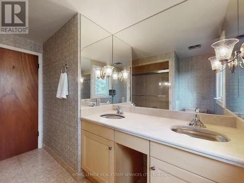 13165 Hwy 7, Halton Hills, ON - Indoor Photo Showing Bathroom