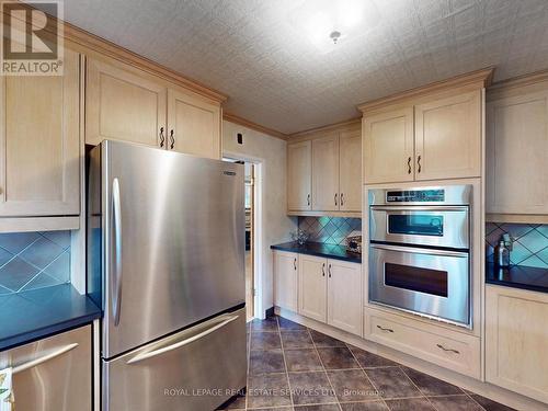 13165 Hwy 7, Halton Hills, ON - Indoor Photo Showing Kitchen With Stainless Steel Kitchen