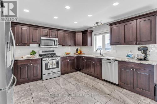 11 Kipling Drive, Belleville, ON - Indoor Photo Showing Kitchen