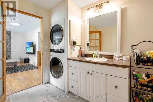 69 Hopkins Line, Kawartha Lakes, ON - Indoor Photo Showing Laundry Room