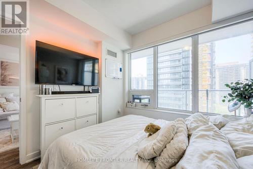 1411 - 99 Broadway Avenue, Toronto (Mount Pleasant West), ON - Indoor Photo Showing Bedroom