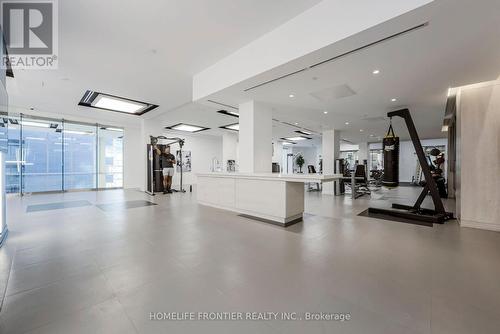 1411 - 99 Broadway Avenue, Toronto, ON - Indoor Photo Showing Gym Room