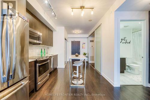 320 - 50 Bruyeres Mews, Toronto, ON - Indoor Photo Showing Kitchen