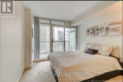 1009 - 5500 Yonge Street, Toronto, ON - Indoor Photo Showing Bedroom