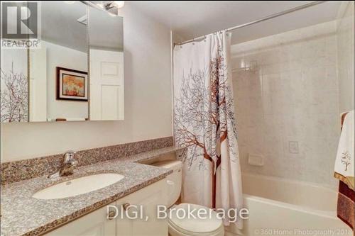 1009 - 5500 Yonge Street, Toronto, ON - Indoor Photo Showing Bathroom