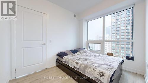 1611 - 395 Bloor Street E, Toronto, ON - Indoor Photo Showing Bedroom