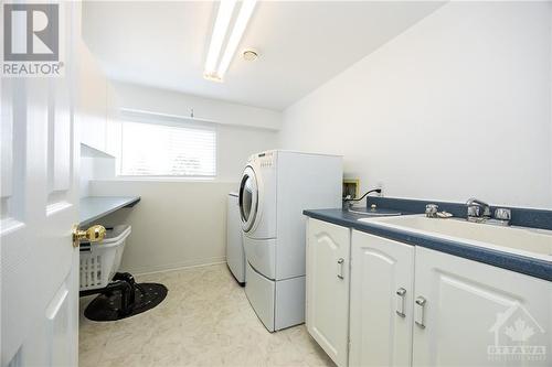 131 Senator Street, Carleton Place, ON - Indoor Photo Showing Laundry Room
