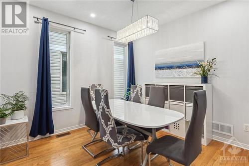 119 Macara Crescent, Ottawa, ON - Indoor Photo Showing Dining Room