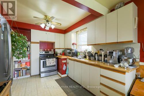 10 Flagstaff Road, Toronto, ON - Indoor Photo Showing Kitchen