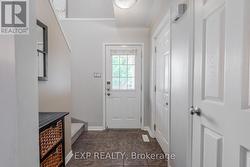 Front foyer with tile. - 