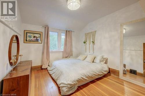 21 Brock Street, Kitchener, ON - Indoor Photo Showing Bedroom