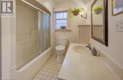 21 Brock Street, Kitchener, ON - Indoor Photo Showing Bathroom