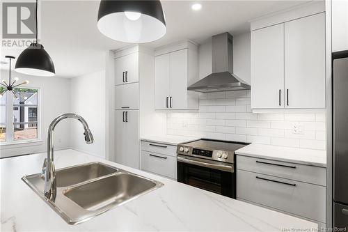 169 Elsliger Street, Dieppe, NB - Indoor Photo Showing Kitchen With Stainless Steel Kitchen With Double Sink With Upgraded Kitchen