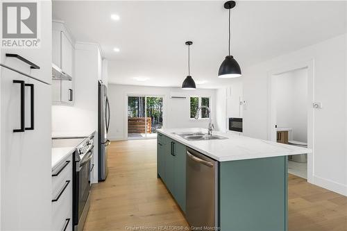 169 Elsliger St, Dieppe, NB - Indoor Photo Showing Kitchen With Stainless Steel Kitchen With Double Sink With Upgraded Kitchen