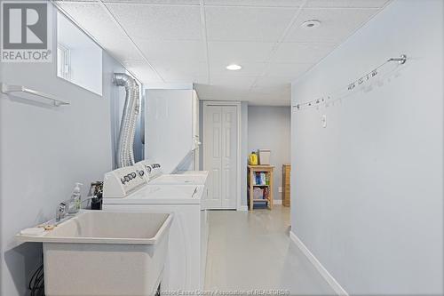 960 County Rd 50 East, Essex, ON - Indoor Photo Showing Laundry Room