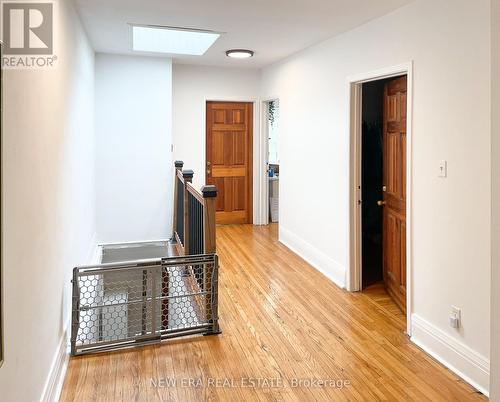 817 Bloor Street W, Toronto, ON - Indoor Photo Showing Kitchen With Double Sink