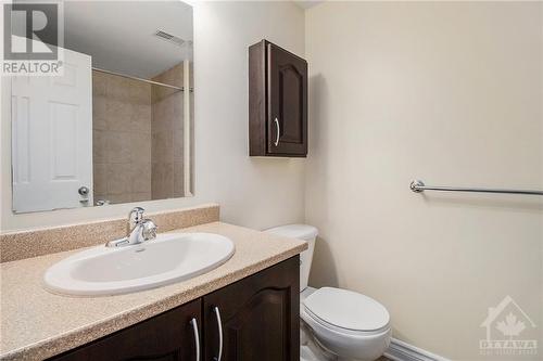 58 Brentmore Private, Ottawa, ON - Indoor Photo Showing Bathroom