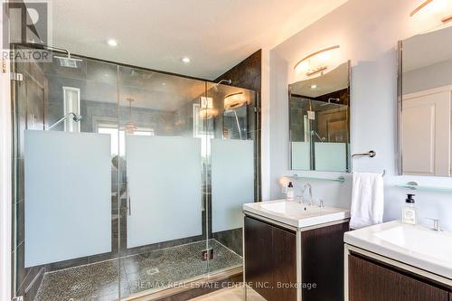 51 Creighton Avenue, Guelph, ON - Indoor Photo Showing Bathroom
