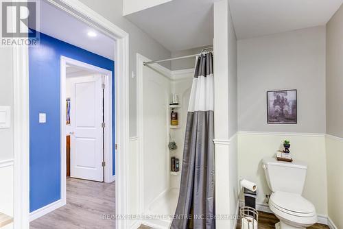 51 Creighton Avenue, Guelph, ON - Indoor Photo Showing Bathroom