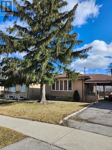 99 Stavely Crescent, Toronto, ON - Outdoor