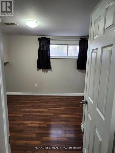 99 Stavely Crescent, Toronto, ON - Indoor Photo Showing Other Room