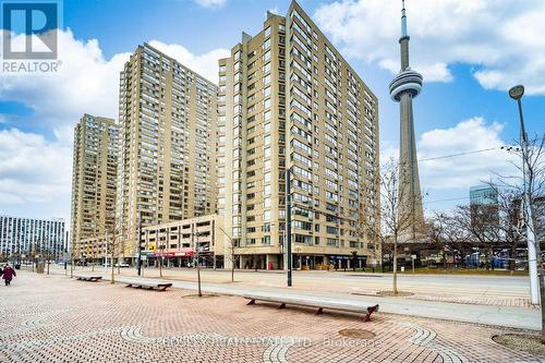 501 - 250 Queens Quay, Toronto, ON - Outdoor With Facade