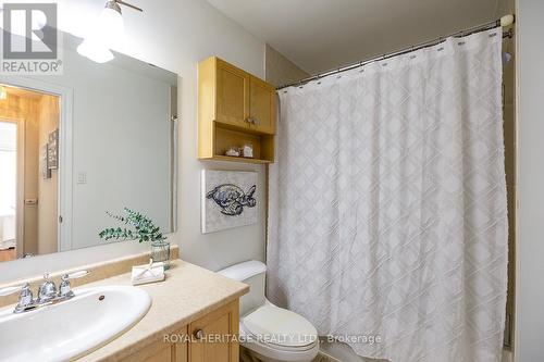 207 - 375 Lakebreeze Drive, Clarington, ON - Indoor Photo Showing Bathroom