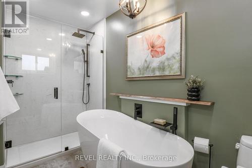 65 Eldon Road, Kawartha Lakes, ON - Indoor Photo Showing Bathroom