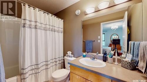 2665 Garnet Street, Regina, SK - Indoor Photo Showing Bathroom