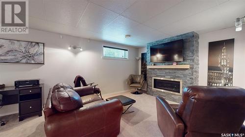 2665 Garnet Street, Regina, SK - Indoor With Fireplace