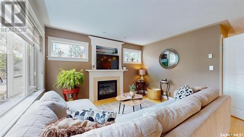 2665 Garnet Street, Regina, SK - Indoor Photo Showing Living Room With Fireplace