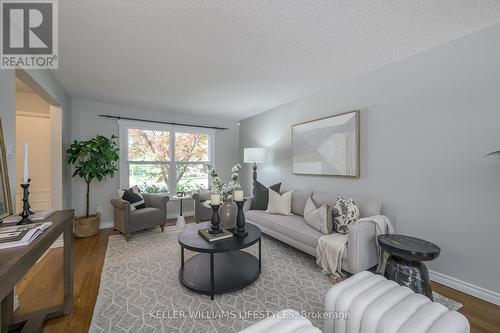 177 Gatineau Road, London, ON - Indoor Photo Showing Living Room