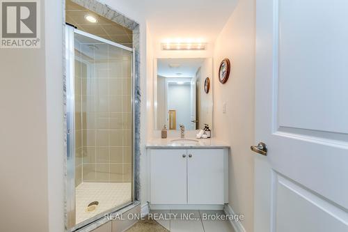 69 Edward Horton Crescent, Toronto, ON - Indoor Photo Showing Bathroom