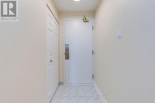 802 - 4460 Tucana Court W, Mississauga, ON - Indoor Photo Showing Other Room