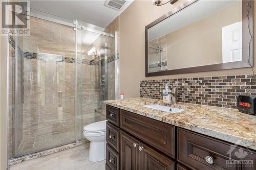 Bathroom 2nd Level - 1090 Karsh Drive, Ottawa, ON - Indoor Photo Showing Bathroom