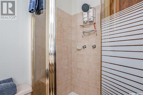 403 Smoothstone Crescent, Saskatoon, SK - Indoor Photo Showing Bathroom